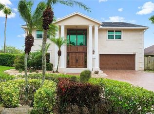 9800 SW 4th St, Plantation, FL 33324