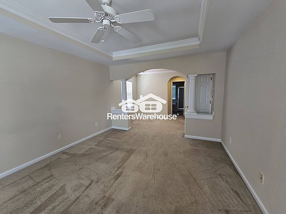 3rd image of 2761 Autumn View Dr