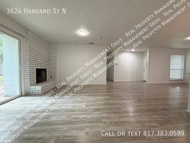 3624 Harvard St N — Photo 4