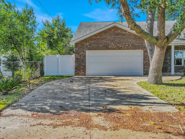 204 N El Centro Blvd, Panama City Beach, FL 32413