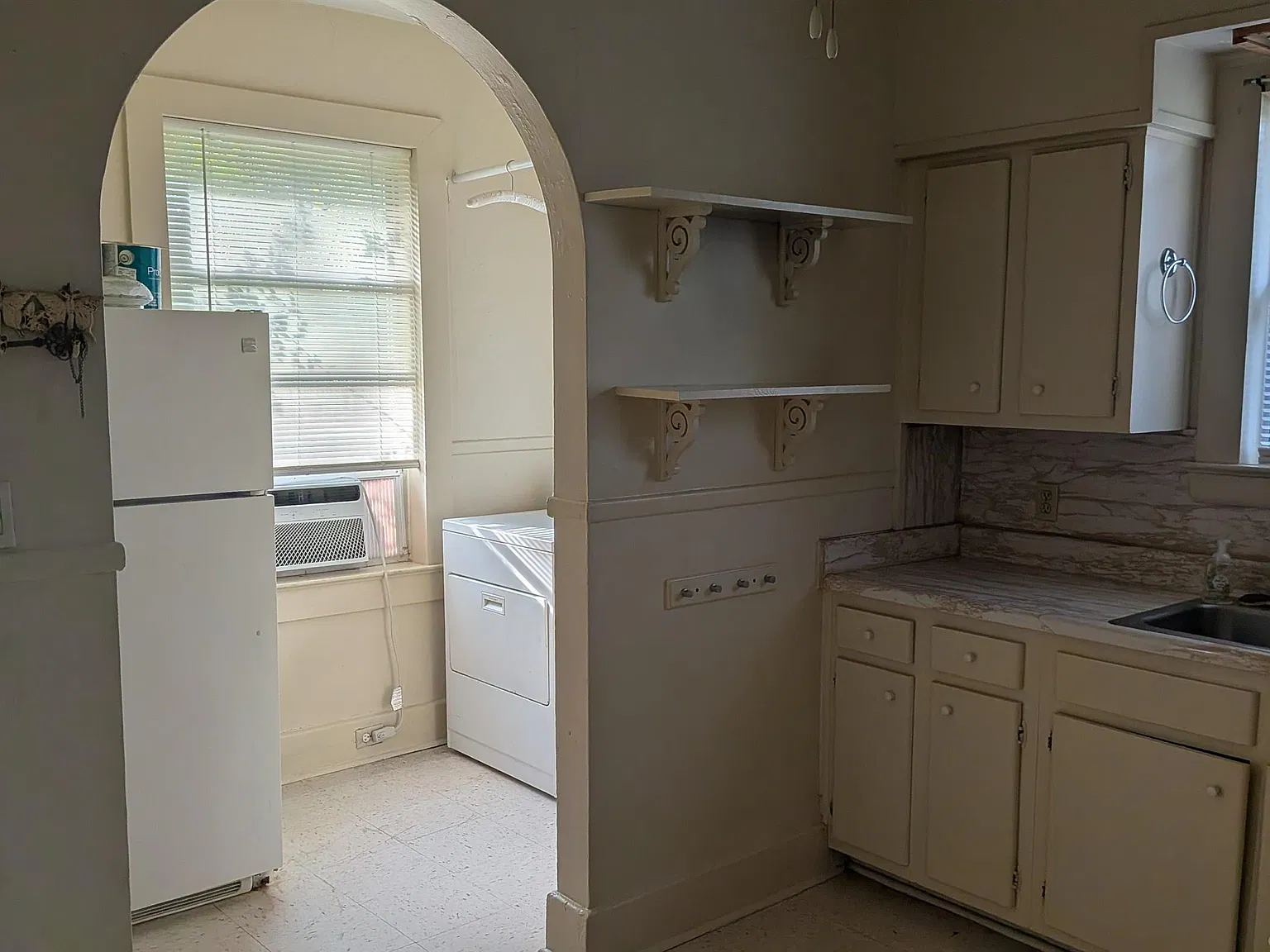 2 bed, 845 sqft, $1,250 — Photo 2