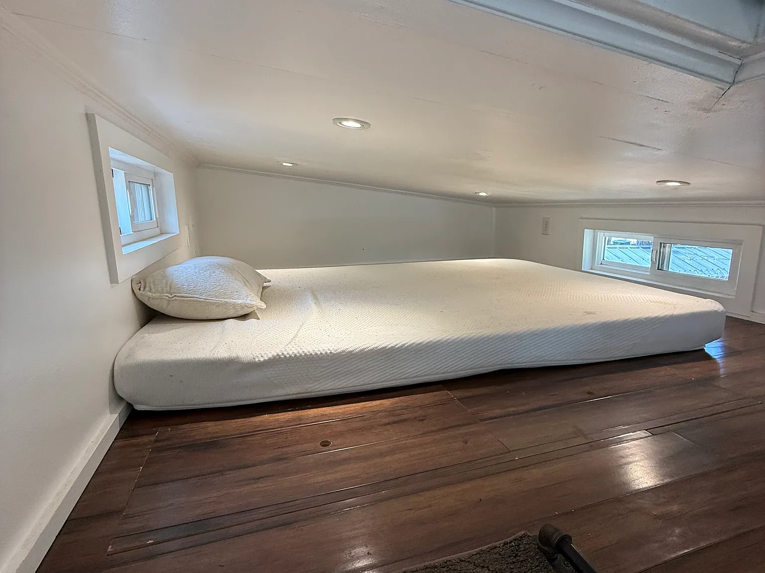 1 bed, 200 sqft, $1,500 — Photo 4