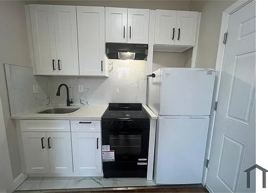 276 Broadway #6