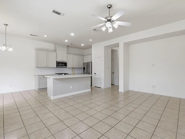 16023 Powder Springs Ln — Photo 14