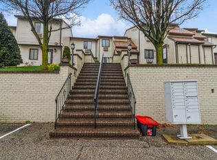 30 Santangelo Ter #30, Derby, CT 06418
