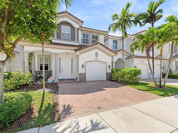 2nd image of 8504 NW 108th Ct