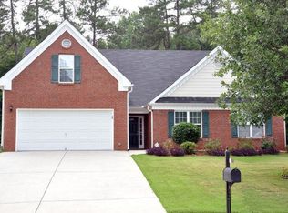 815 Lewis Ridge Cir, Lawrenceville, GA 30045