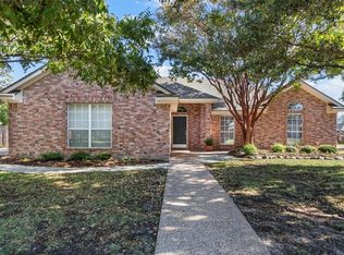 332 Bonham Dr, Hewitt, TX 76643