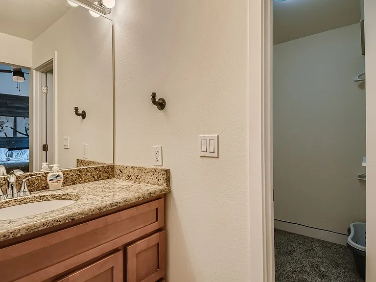 3846 Dyanna Dr — Photo 17