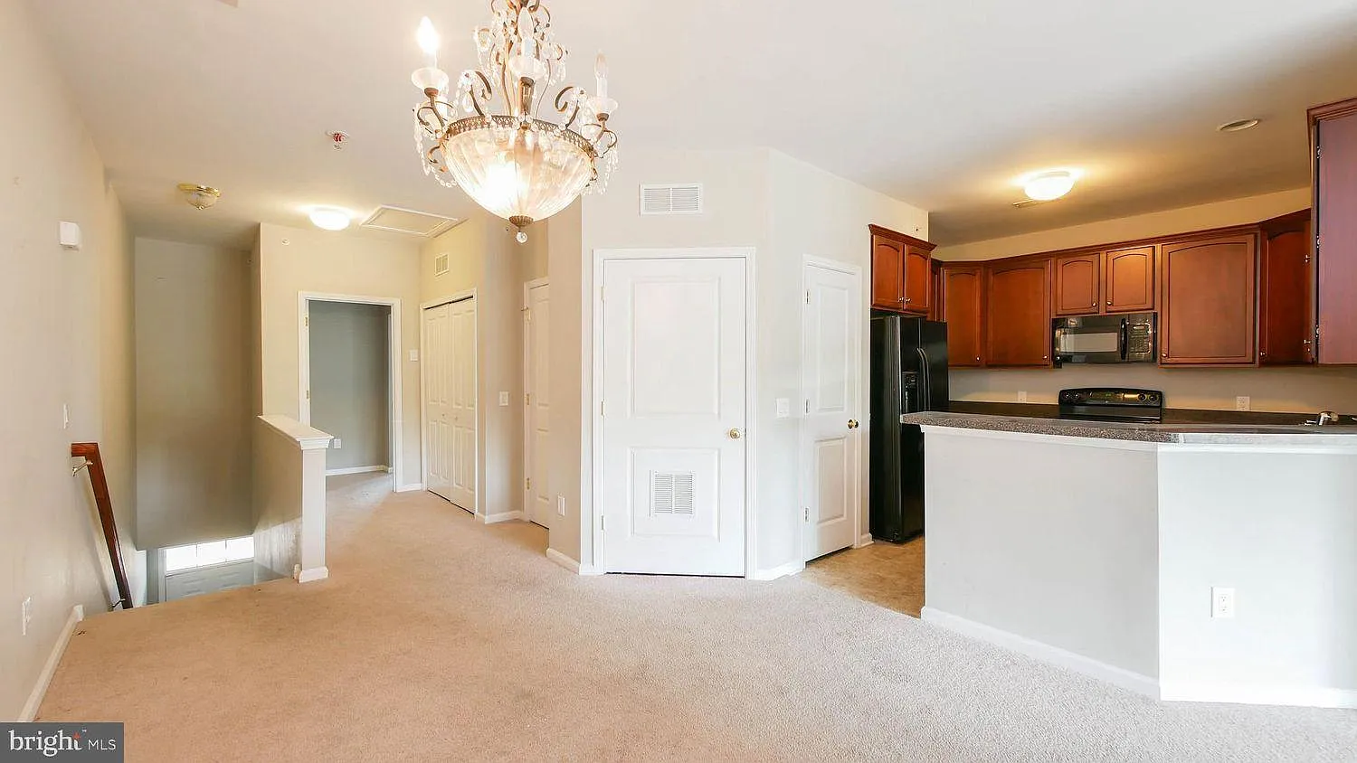 808 Van Gogh Ct — Photo 2