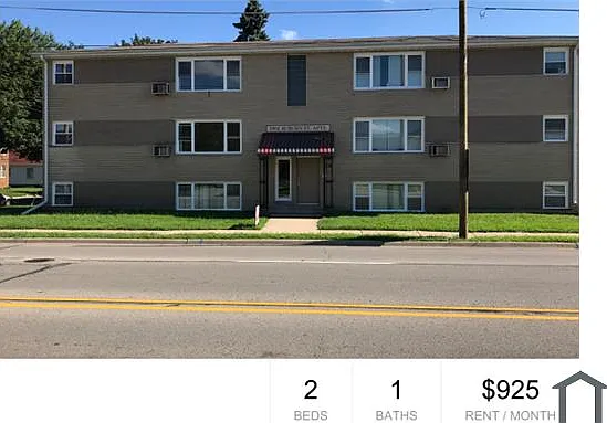 1904 Auburn St #5 — Photo 1