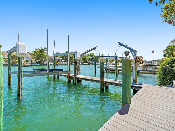 903 Pinellas Bayway S APT 108, Tierra Verde, FL 33715