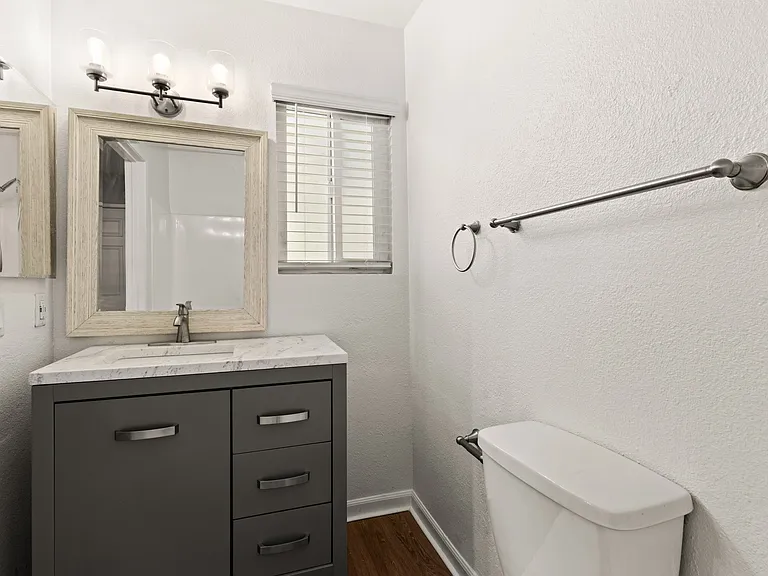 2405 Adams Ave #2 — Photo 8