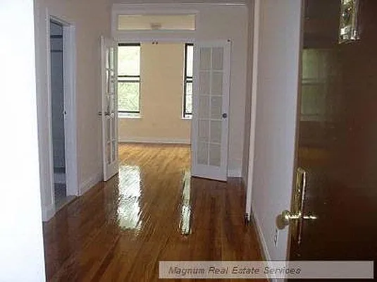 Rented by Magnum Realty Holdings, LLC | media 21