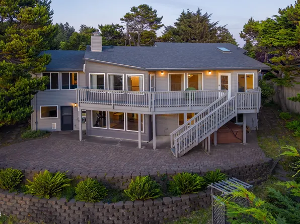 5277 NW Logan Rd, Lincoln City, OR 97367
