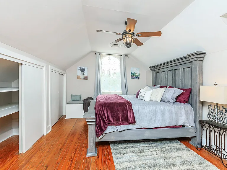Manor House Apartments — Photo 13