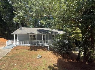4967 Comanche Ct NW, Lilburn, GA 30047