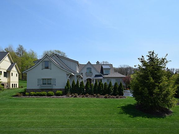 2nd image of 5821 Manchester Hills Dr SE