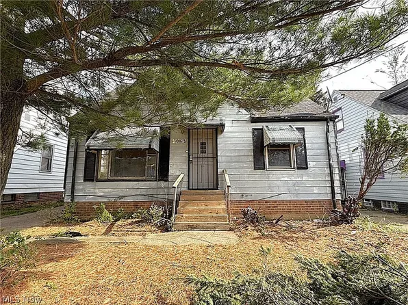 4065 E 153rd St, Cleveland, OH 44128