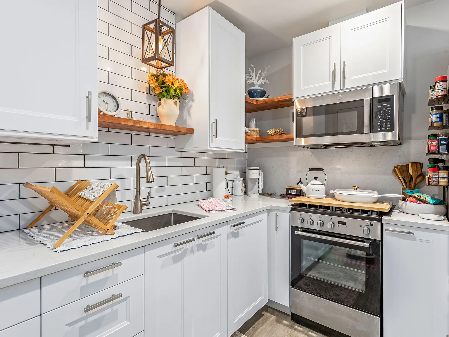 Studio, $2,750 — Photo 4