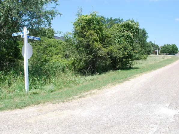 26018 Woodacre Dr, Whitney, TX 76692