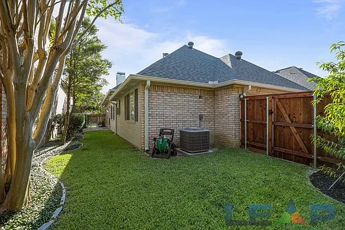 8704 Moss Hill Rd Photo 1