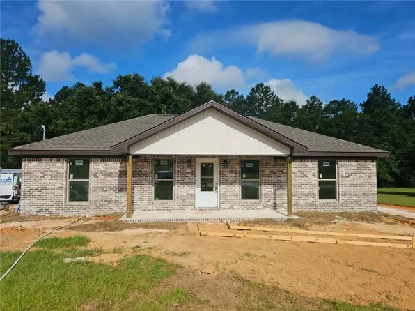 8198 Meadowood Dr, Citronelle, AL 36522
