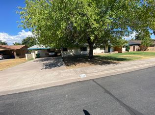 243 N Fraser Dr W, Mesa, AZ 85203