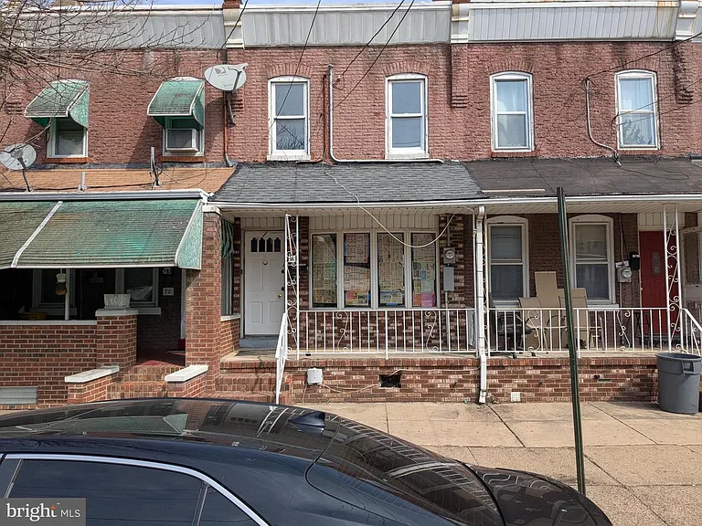 72 Washington St — Photo 1