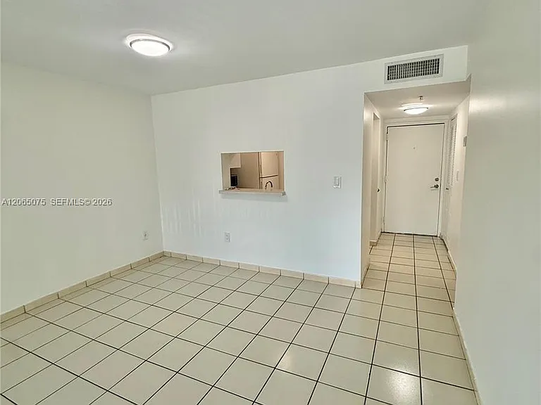 5201 NW 7th St #202 — Photo 4
