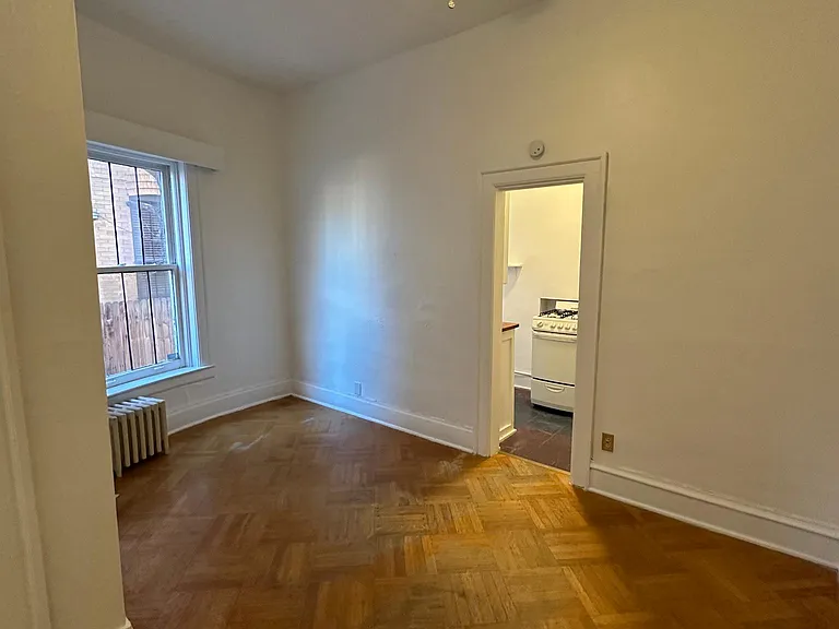 1551 N Gaylord St #1 — Photo 8