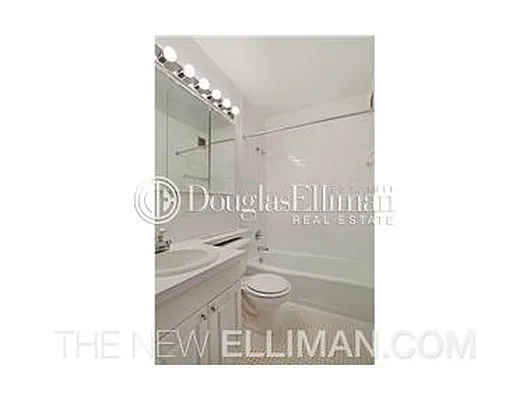 Rented by Douglas Elliman | media 16