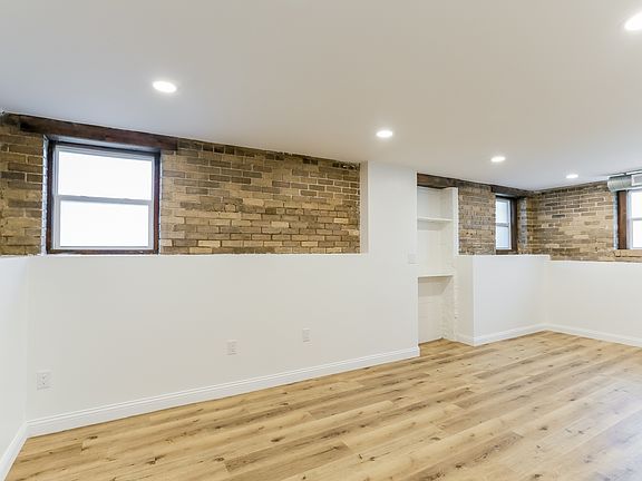 5th image of 151 Sherman Ave APT 1