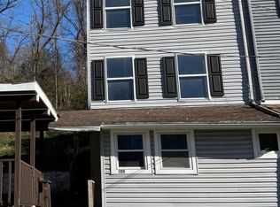 1143 Valley Station Rd, Coatesville, PA 19320