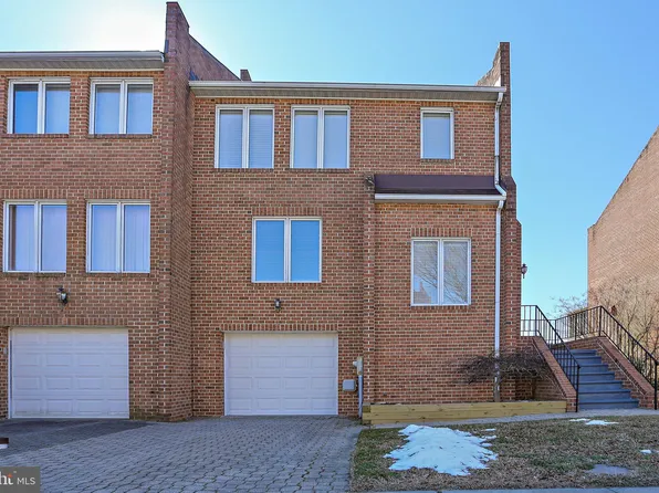 11 Glasshouse Garth, Nottingham, MD 21236