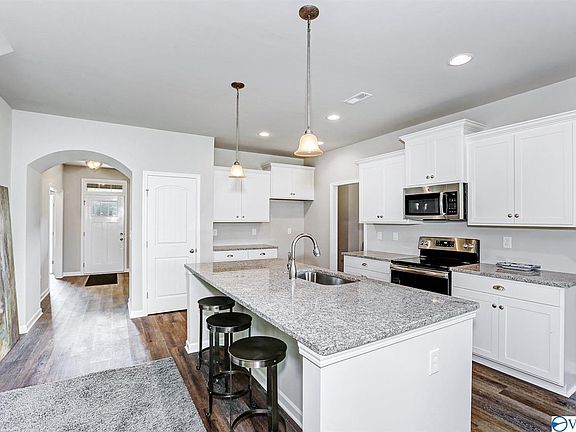 4th image of 4305 Adventura Dr