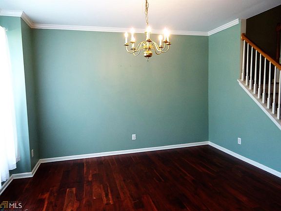 2nd image of 234 Clifton Ln