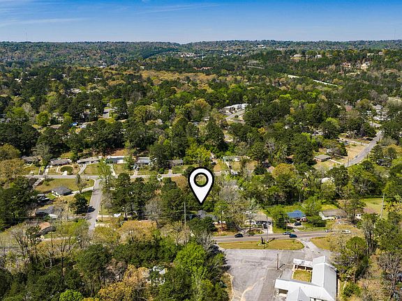 3rd image of 2204 Rocky Ridge Rd