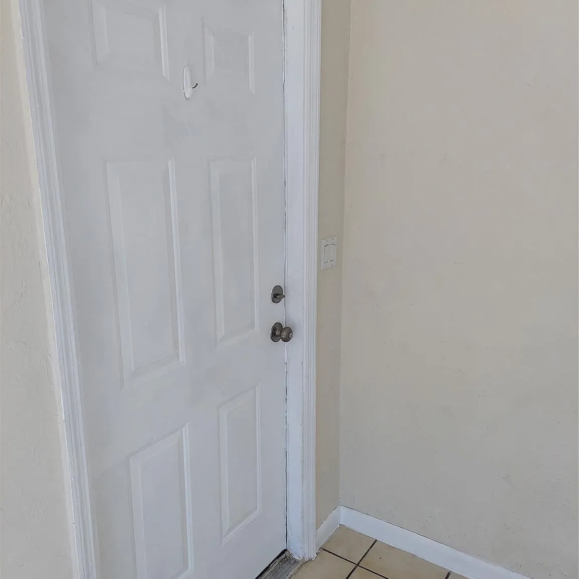 2 bed, 1.0 bath, 1248 sqft, $2,100 — Photo 3