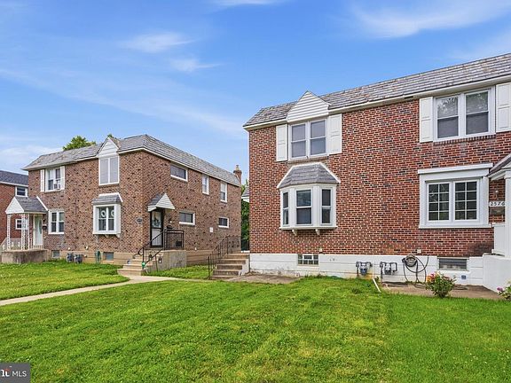 2nd image of 2574 Stoneybrook Ln