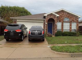 6107 King William Dr, Arlington, TX 76018