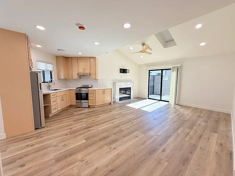 4245 Juneau Cir #C — Photo 8