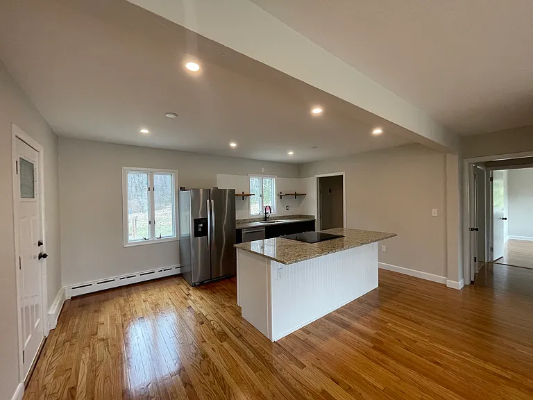 152 Woodland Ave — Photo 14