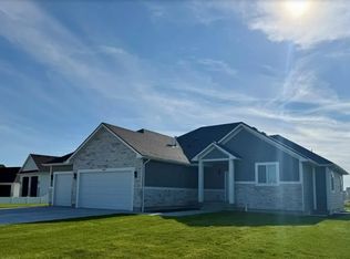5622 Glass Mountain Blvd, Idaho Falls, ID 83404