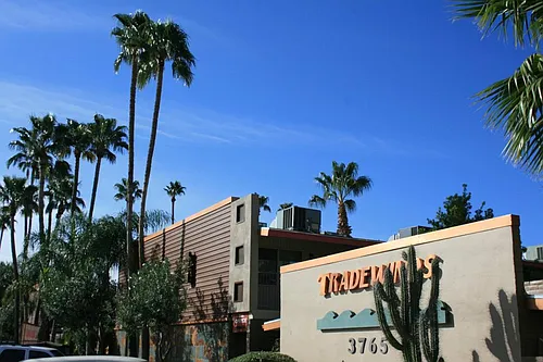 TRADEWINDS Photo 1