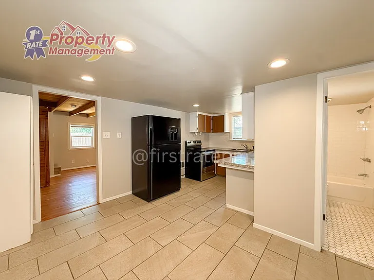 7145 W Petrie St — Photo 14