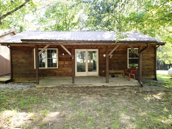 57 Hill Dr, Cadiz, KY 42211