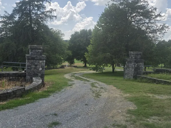 34 Short Rd, Petersburg, TN 37144