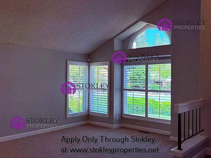 2397 Lake Meadow Cir — Photo 5