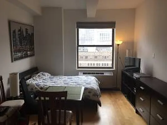 Rented by Owner | media 42